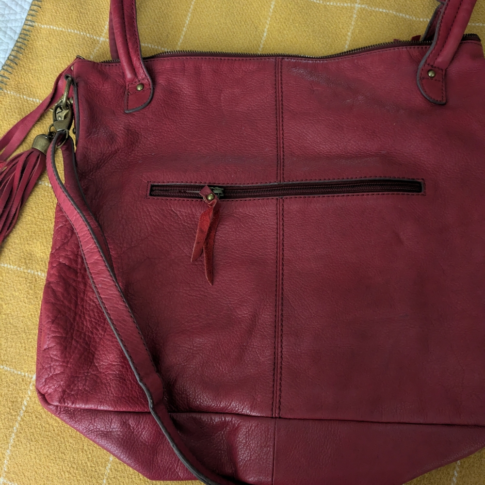 Lucky Brand Pebbled Crossbody Bag in Red - Picture 2 of 7